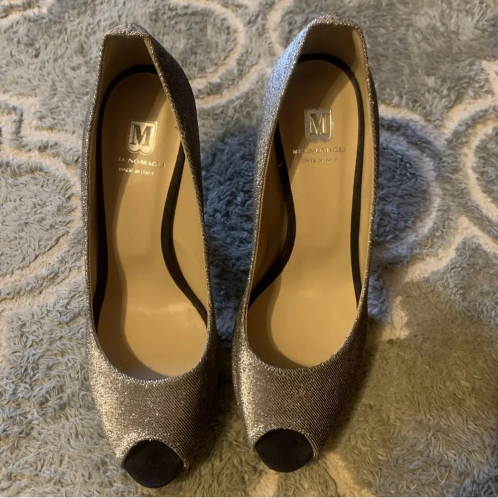 Bruno Magli Blue Peep Toe Metallic Silver Sexy High Heels Couture new
